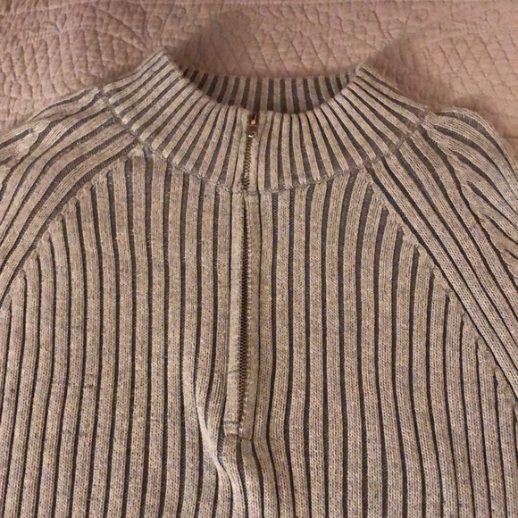 Alex Stevens Quarter Zip Sweater - Picture 4 of 9